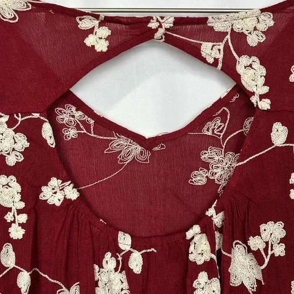 Altard State Womens Tunic/Top Cranberry/Cream XS Embroidered Floral Design Boho - Picture 8 of 13
